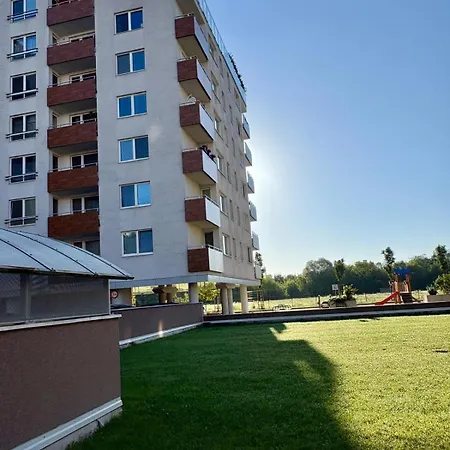 Apartmán In Nobelova, Free Parking, Near Center Bratislava